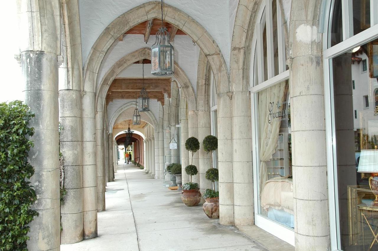 Hemingway Suites At Palm Beach Hotel Island Esterno foto