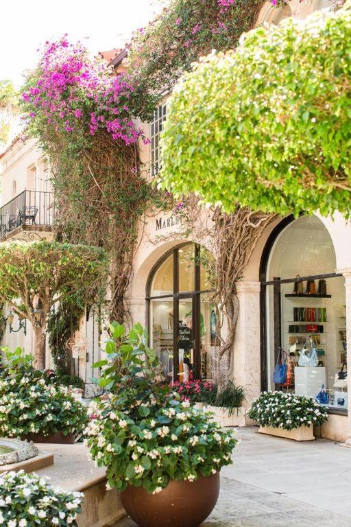 Hemingway Suites At Palm Beach Hotel Island Esterno foto